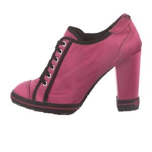 Dolce & Gabbana Satin Pumps